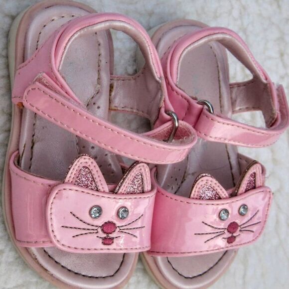 Lot of 5 girls shoes Rampage, Carters, Garanimals & more  (size 5) - Picture 8 of 16